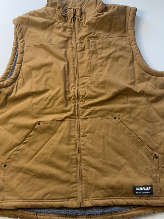 Caterpillar Other - NWT Men's Caterpillar Quilted Work Vest in Caramel Brown Size 2XL (KB8)